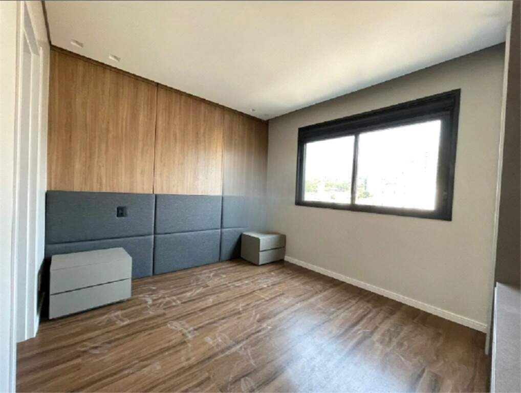 Apartamento à venda com 4 quartos, 140m² - Foto 4