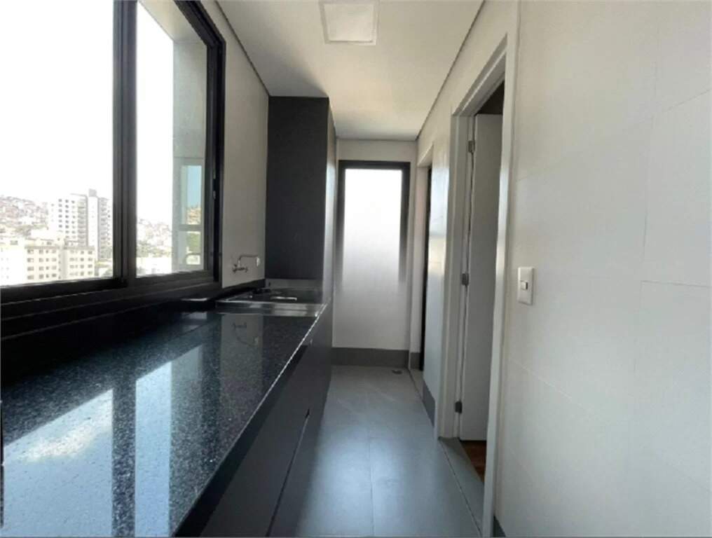 Apartamento à venda com 4 quartos, 140m² - Foto 5