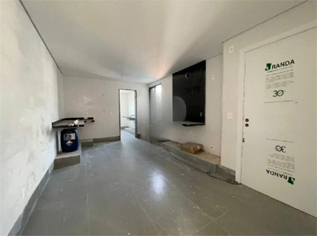 Apartamento à venda com 4 quartos, 140m² - Foto 9