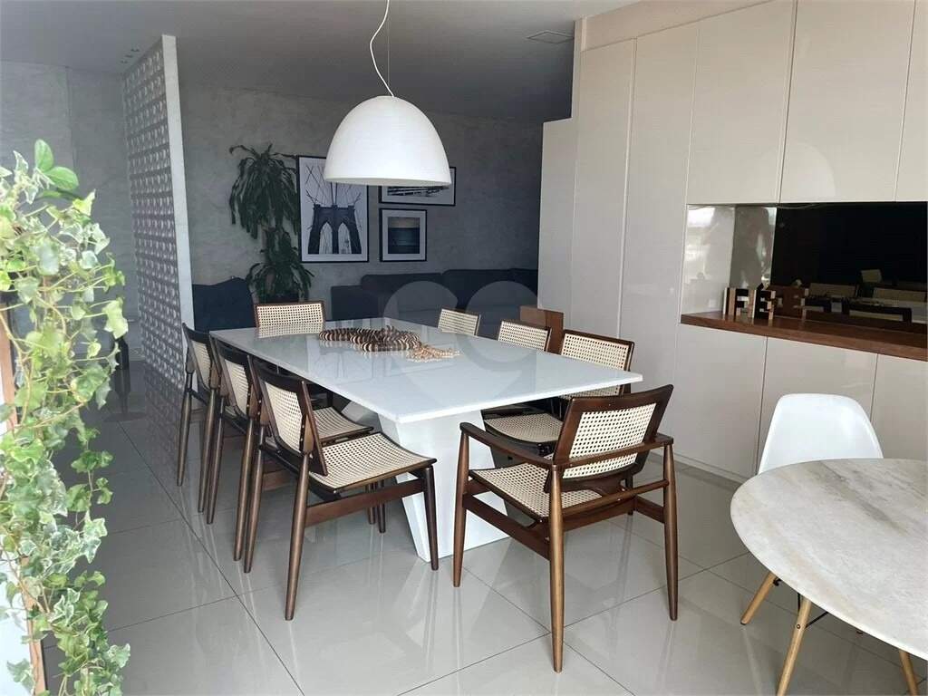 Apartamento à venda com 4 quartos, 149m² - Foto 5