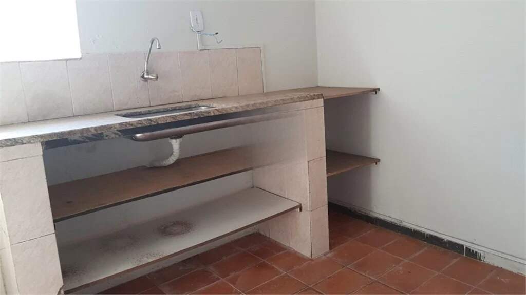 Casa à venda com 2 quartos, 153m² - Foto 11