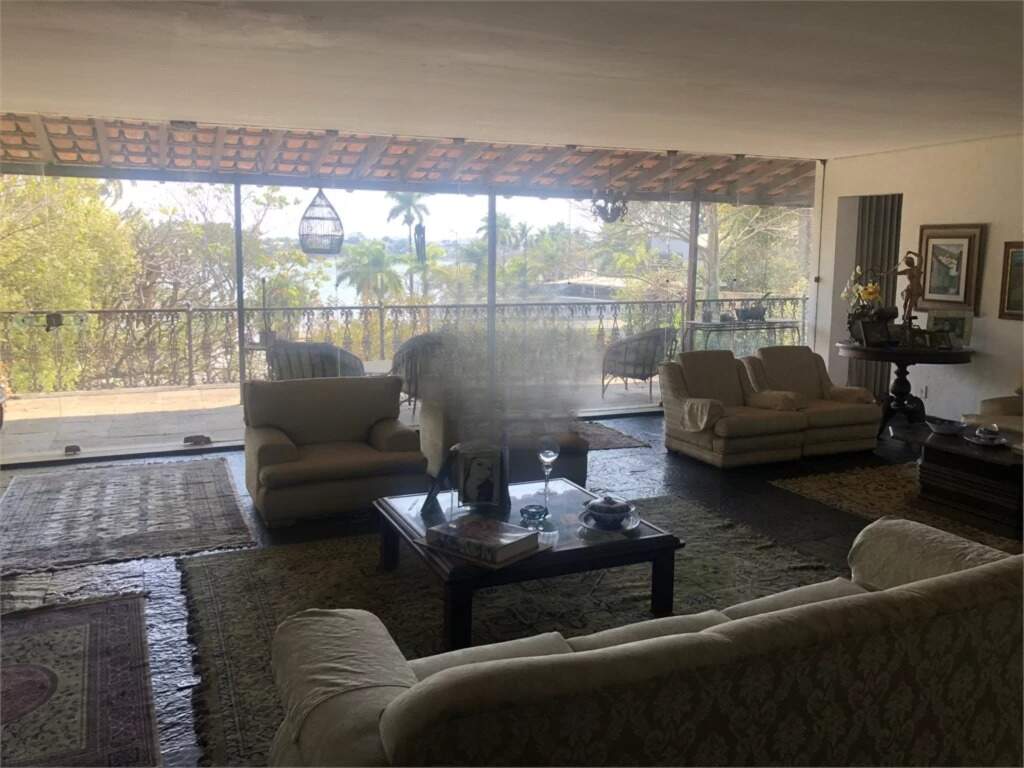 Casa à venda com 5 quartos, 1000m² - Foto 4