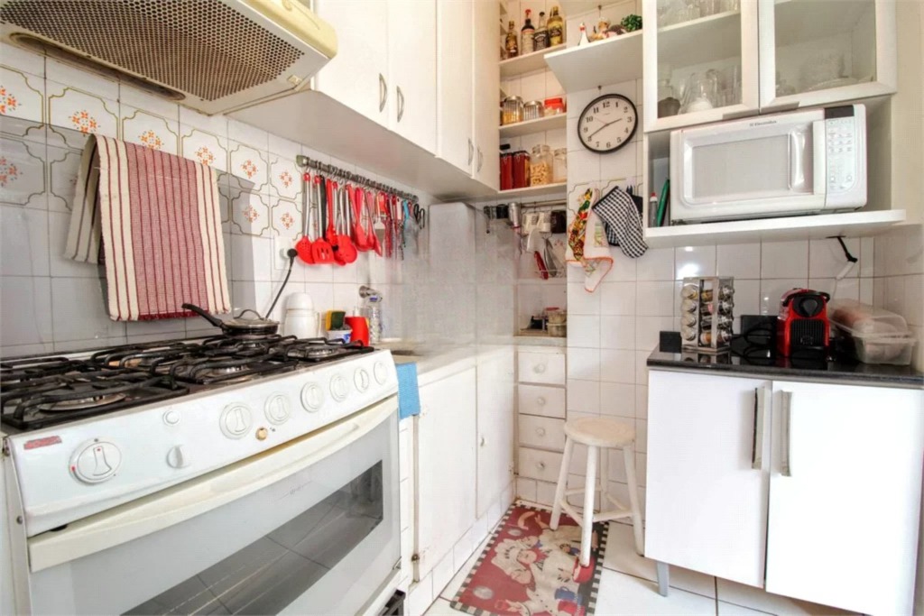 Apartamento à venda com 3 quartos, 116m² - Foto 2