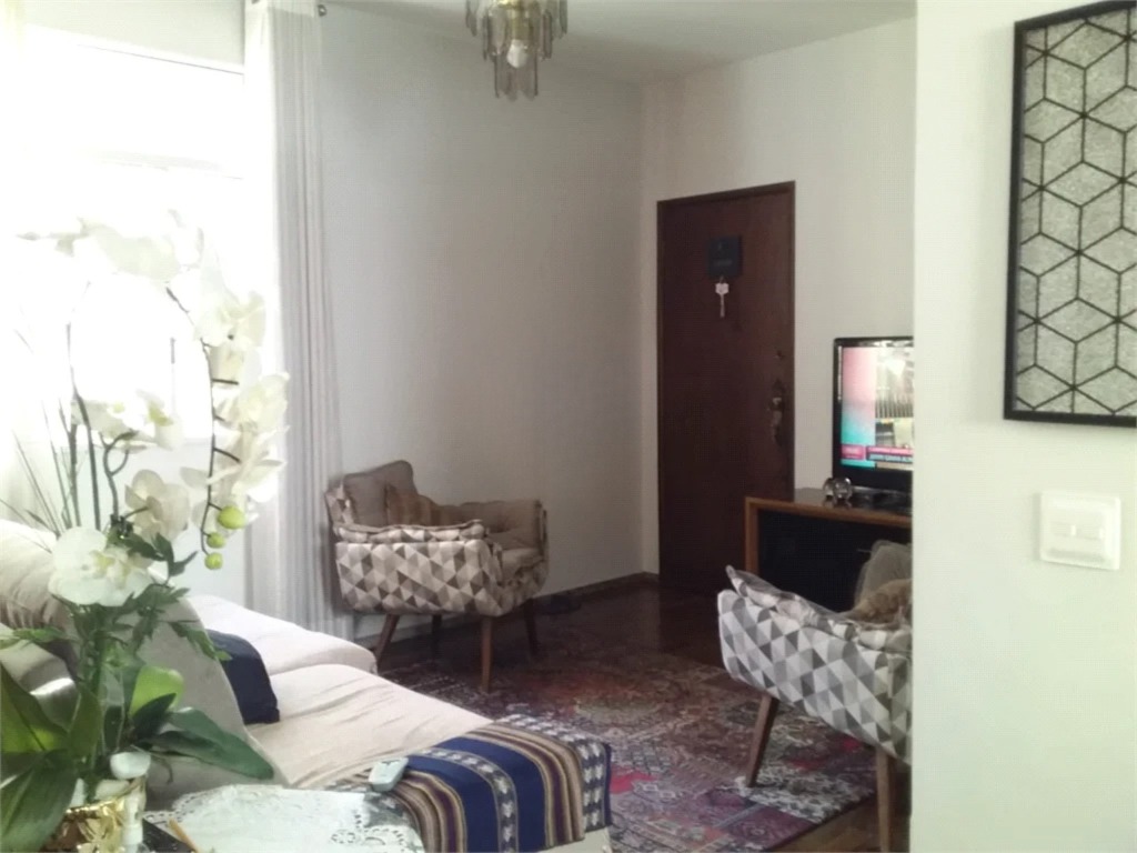 Apartamento à venda com 3 quartos, 116m² - Foto 1