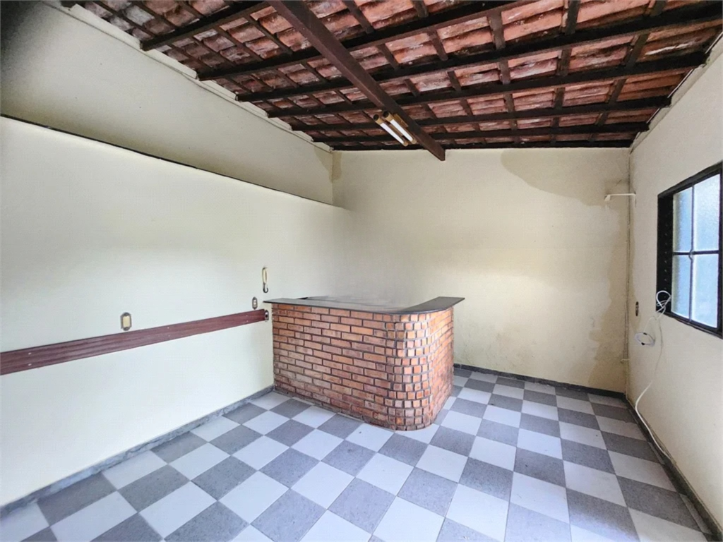 Casa à venda com 3 quartos, 357m² - Foto 11