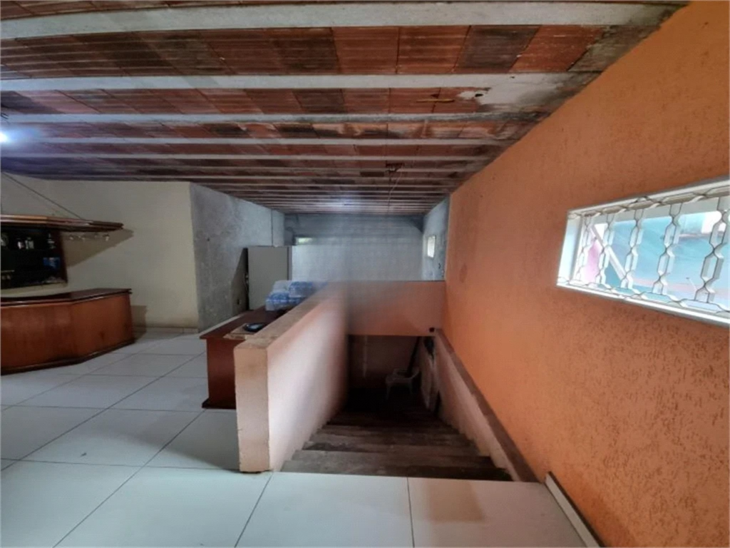 Casa à venda com 3 quartos, 223m² - Foto 12