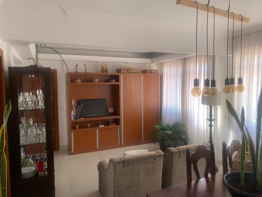 Apartamento à venda com 3 quartos, 100m² - Foto 4