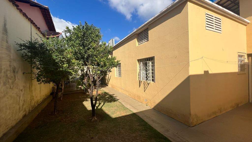 Casa à venda com 3 quartos, 194m² - Foto 6