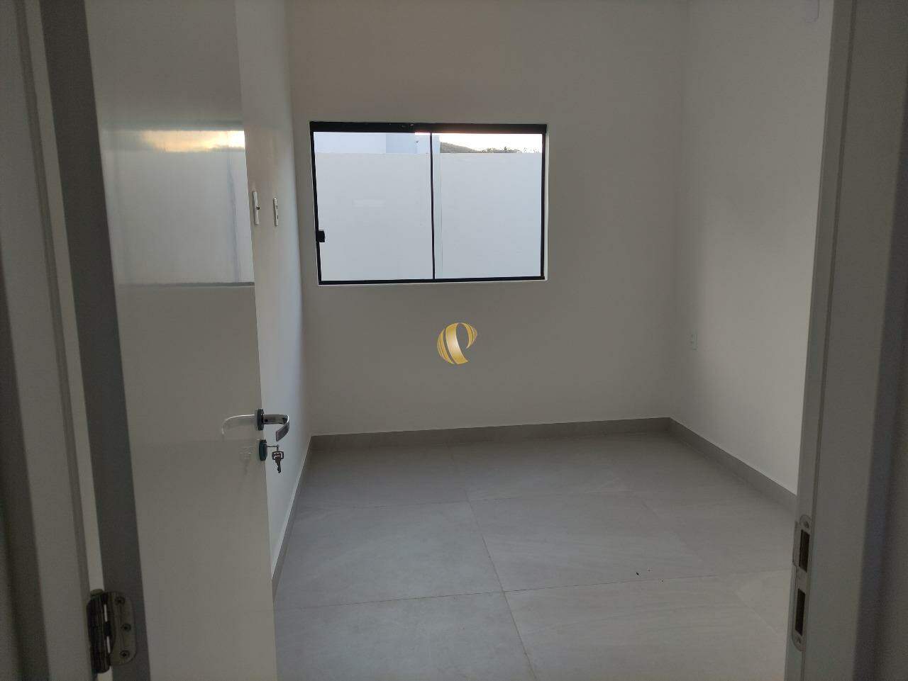 Casa à venda com 2 quartos, 61m² - Foto 10