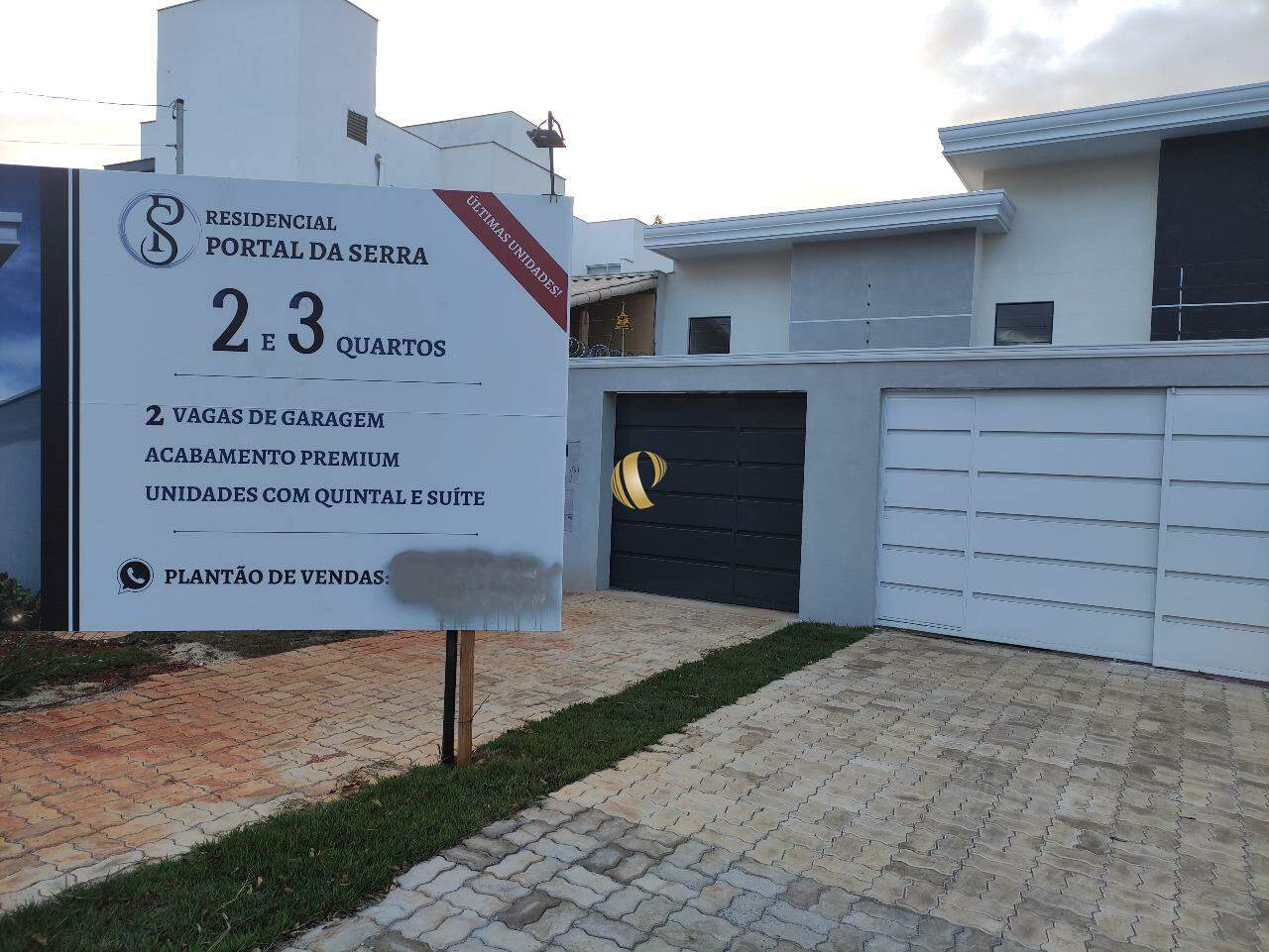 Casa à venda com 2 quartos, 61m² - Foto 1