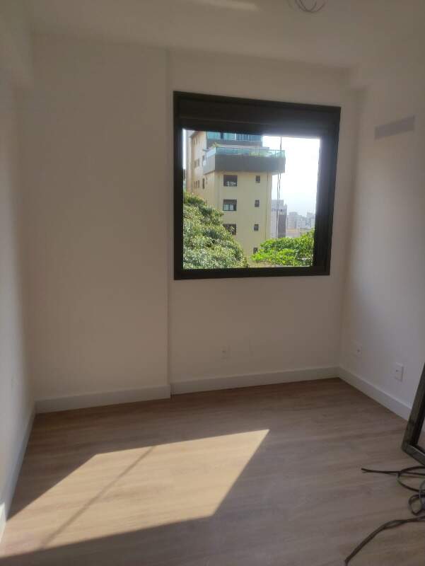 Apartamento à venda com 3 quartos, 79m² - Foto 3