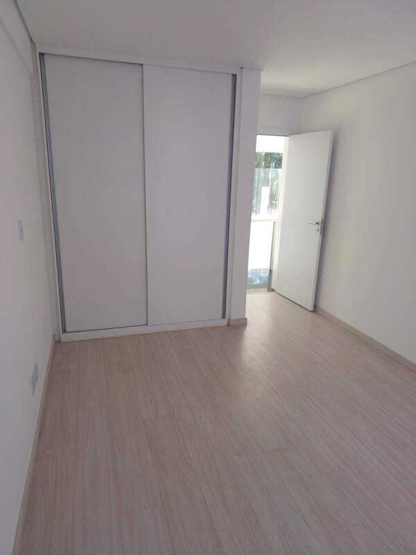 Casa à venda com 4 quartos, 386m² - Foto 16