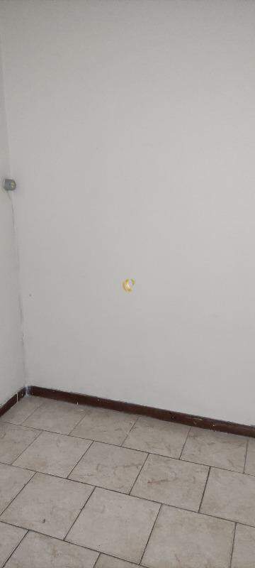 Apartamento para alugar com 3 quartos, 140m² - Foto 17