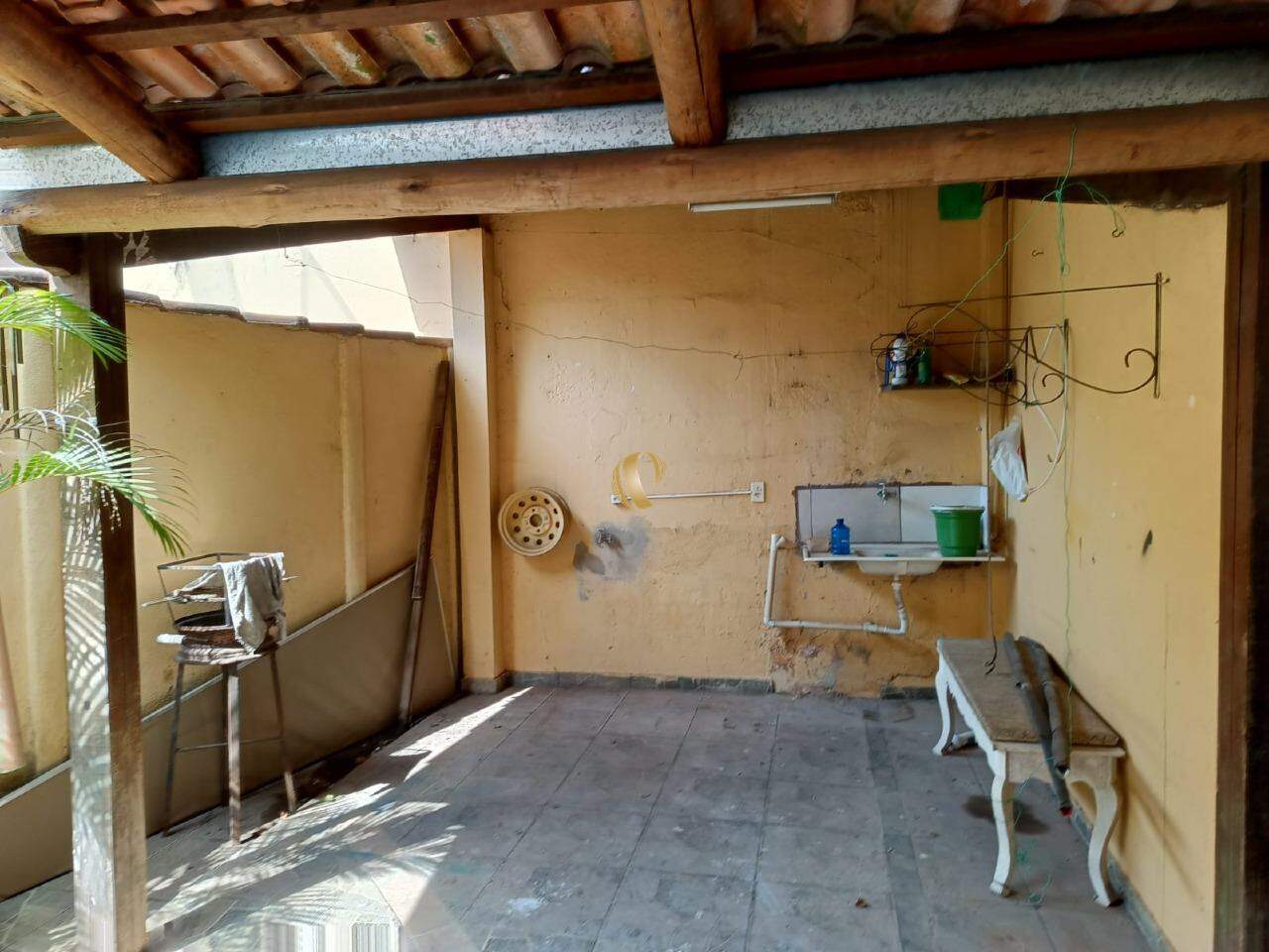 Casa à venda com 8 quartos, 338m² - Foto 10