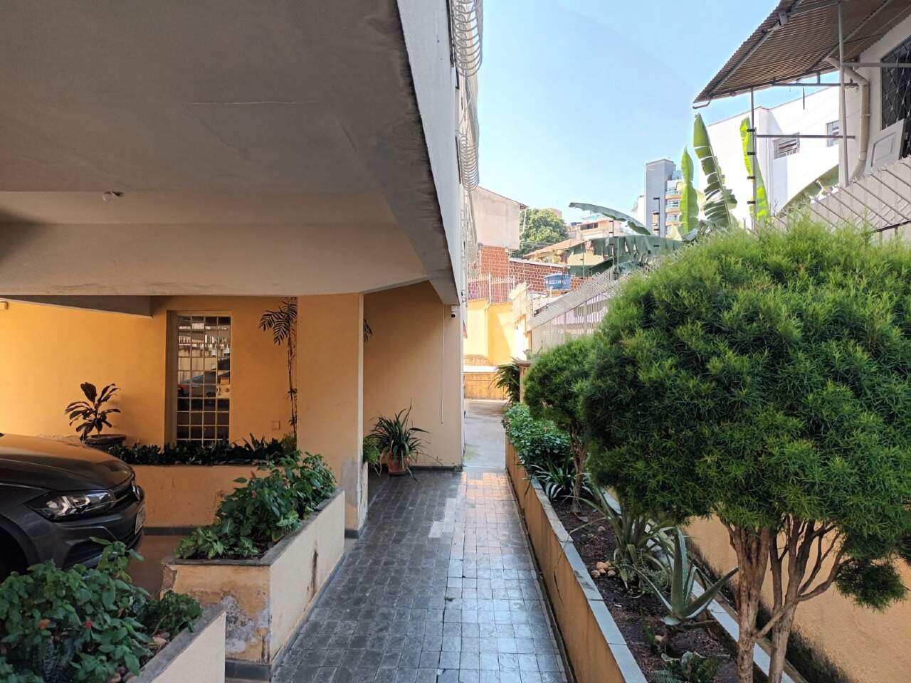 Apartamento à venda com 3 quartos, 102m² - Foto 1