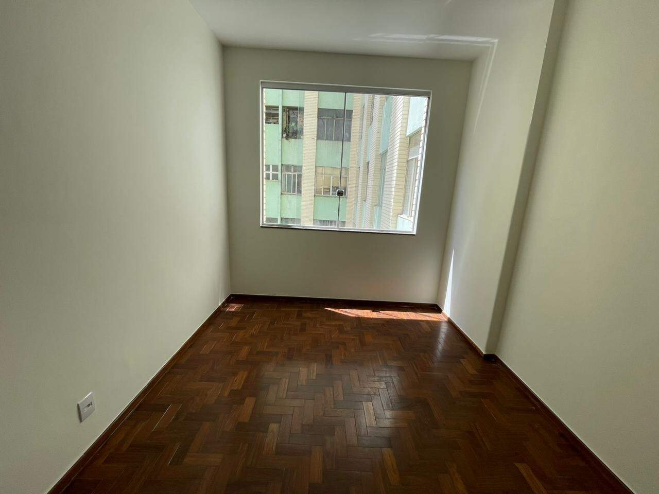 Apartamento à venda com 2 quartos, 80m² - Foto 16