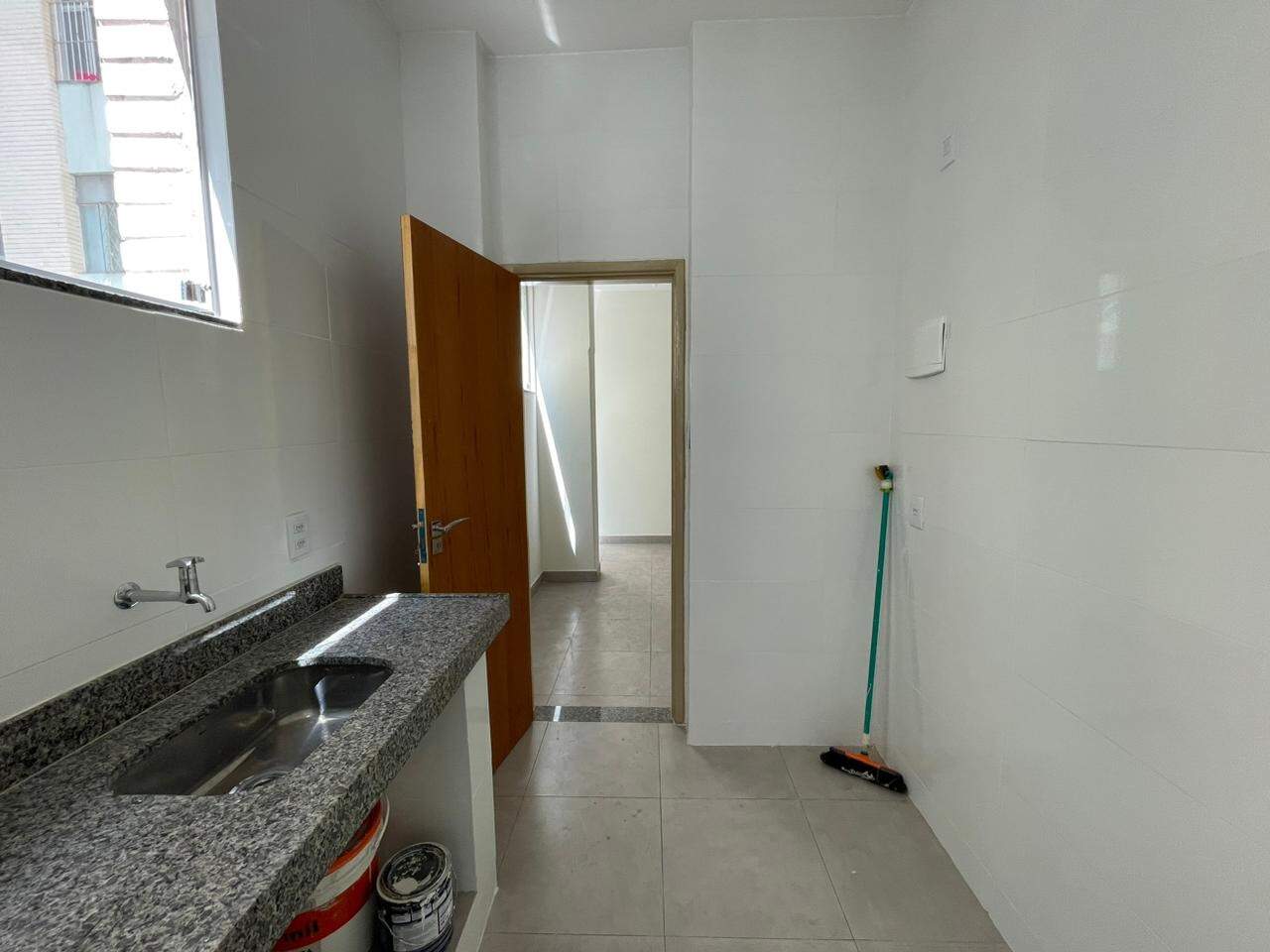 Apartamento à venda com 2 quartos, 80m² - Foto 11