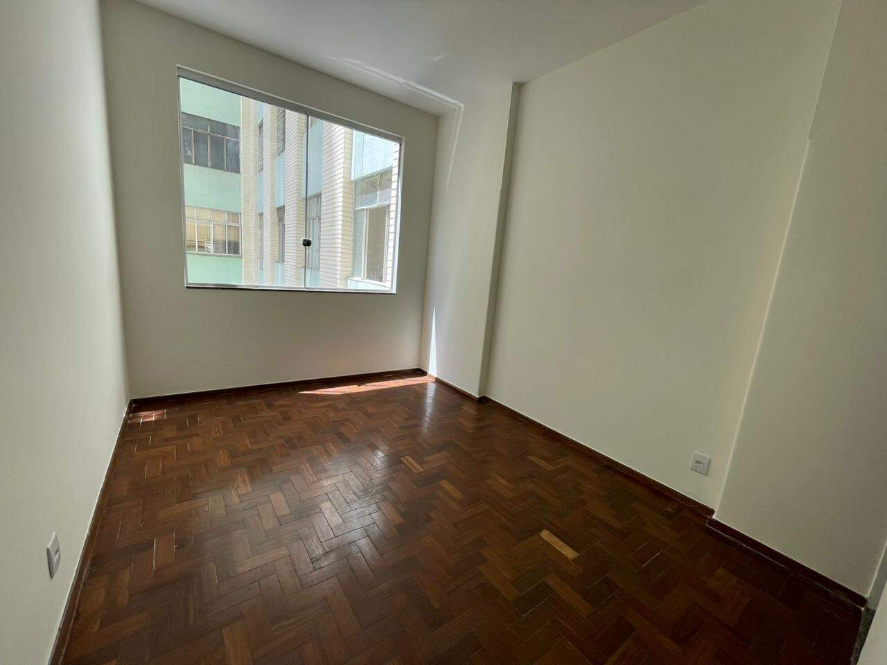 Apartamento à venda com 2 quartos, 80m² - Foto 15