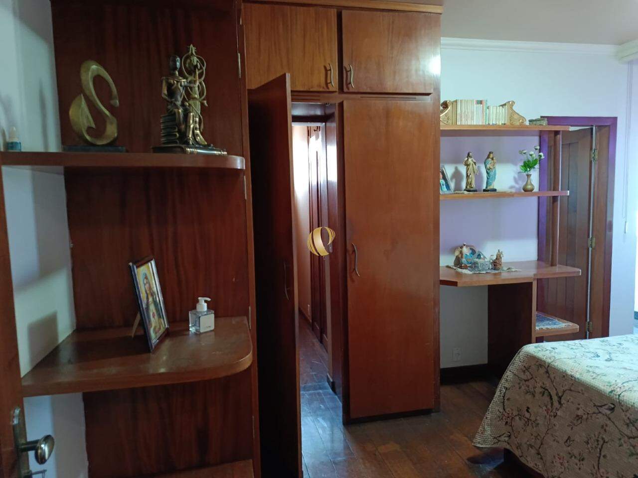 Apartamento à venda com 4 quartos, 245m² - Foto 10