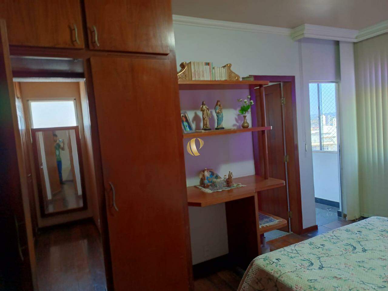 Apartamento à venda com 4 quartos, 245m² - Foto 8