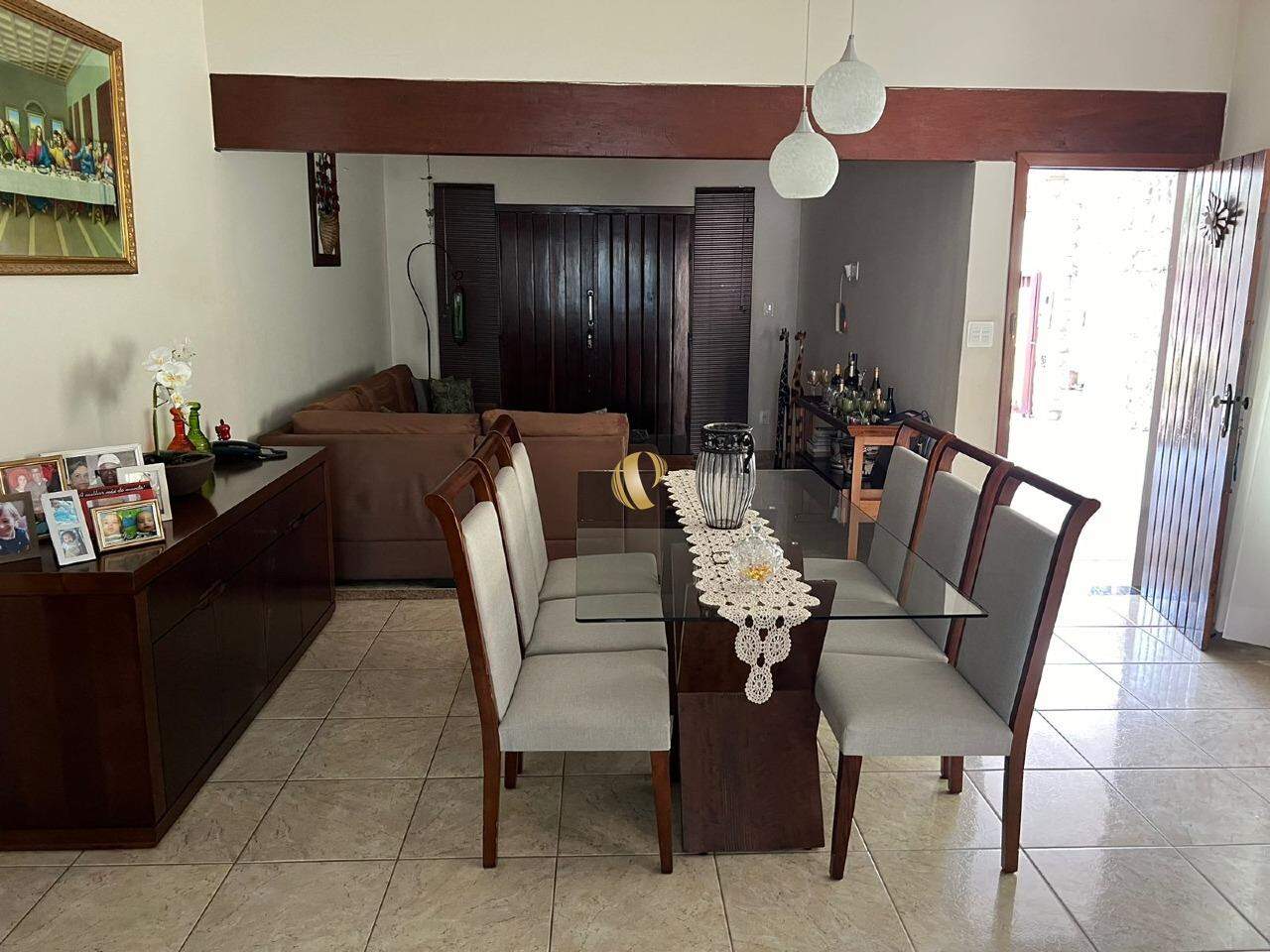 Casa à venda com 4 quartos, 217m² - Foto 19