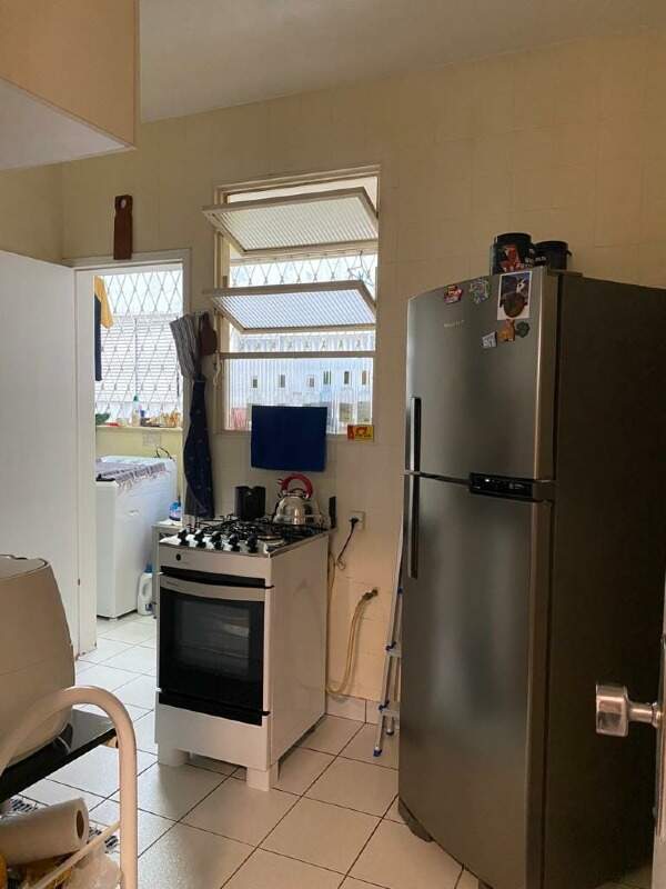 Apartamento à venda com 2 quartos, 75m² - Foto 13