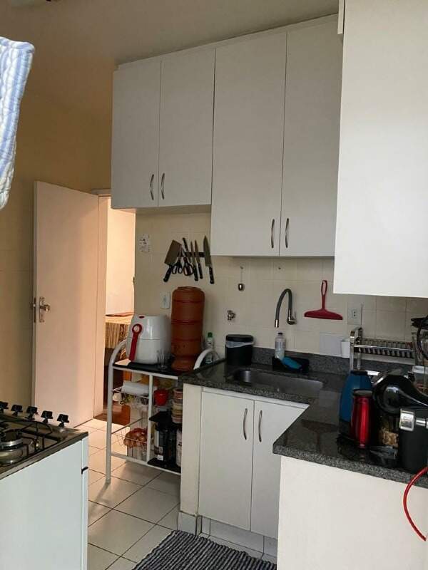 Apartamento à venda com 2 quartos, 75m² - Foto 5