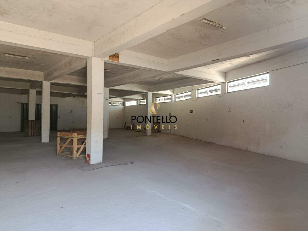Depósito-Galpão-Armazém à venda, 795m² - Foto 9