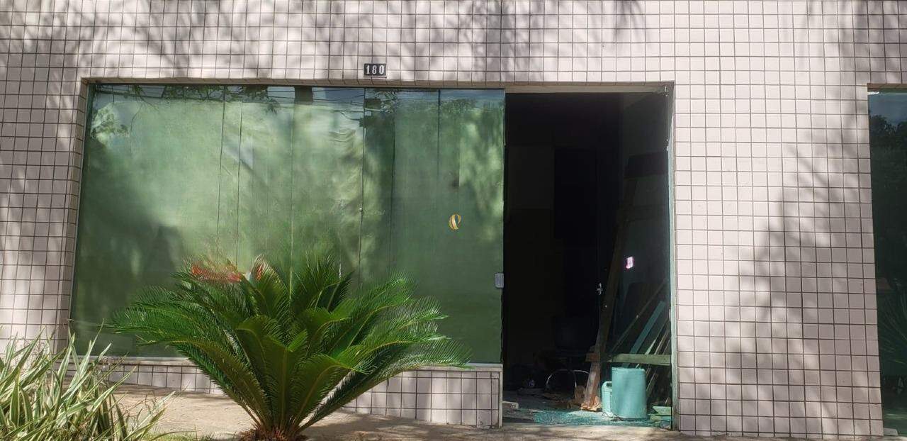 Loja-Salão, 147 m² - Foto 1