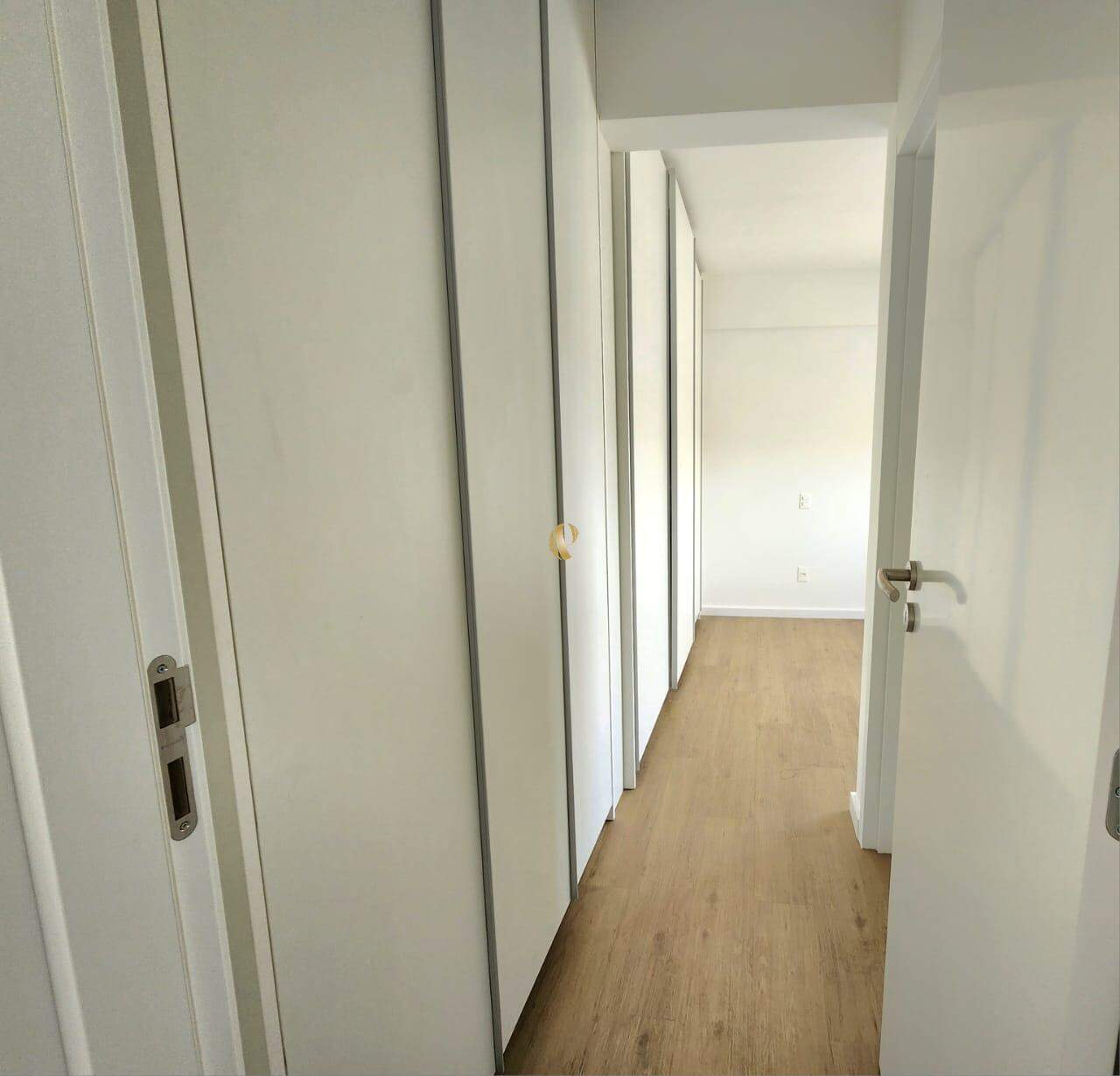 Apartamento à venda com 3 quartos, 85m² - Foto 7