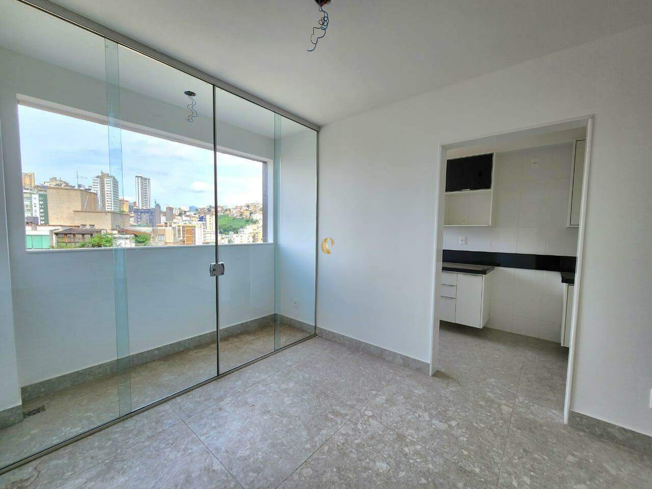 Apartamento à venda com 3 quartos, 85m² - Foto 13