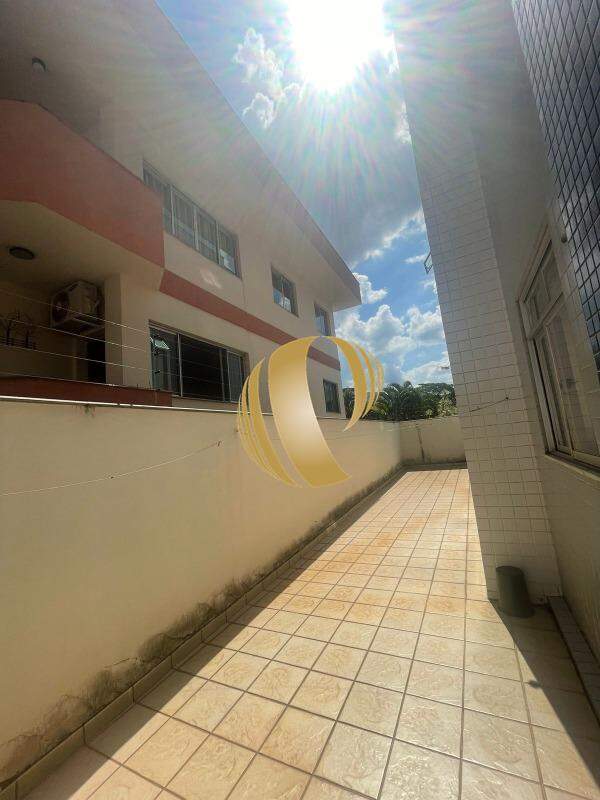 Apartamento à venda com 3 quartos, 174m² - Foto 13