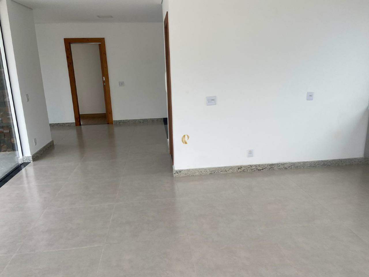 Casa à venda com 4 quartos, 489m² - Foto 7