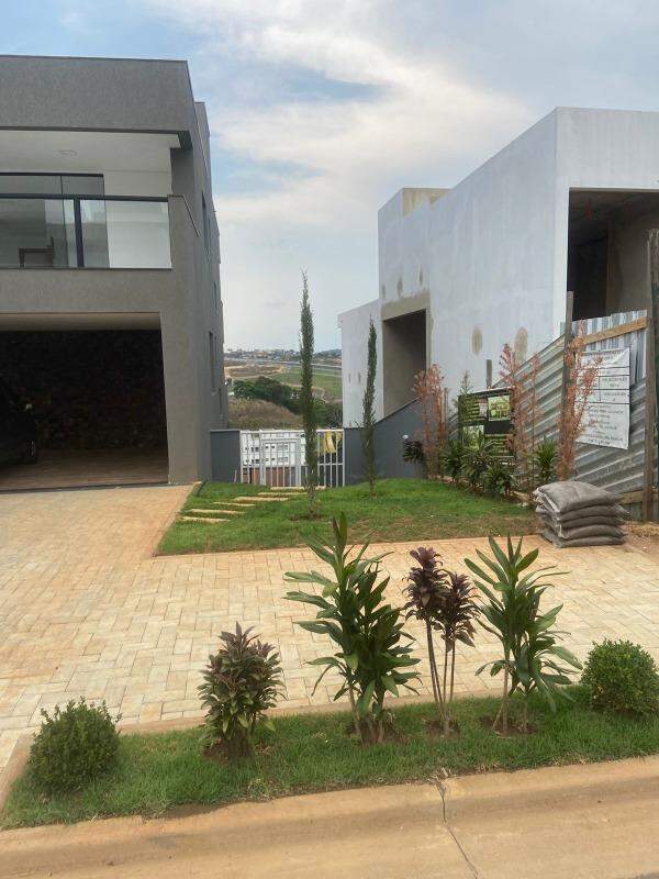 Casa à venda com 4 quartos, 489m² - Foto 3