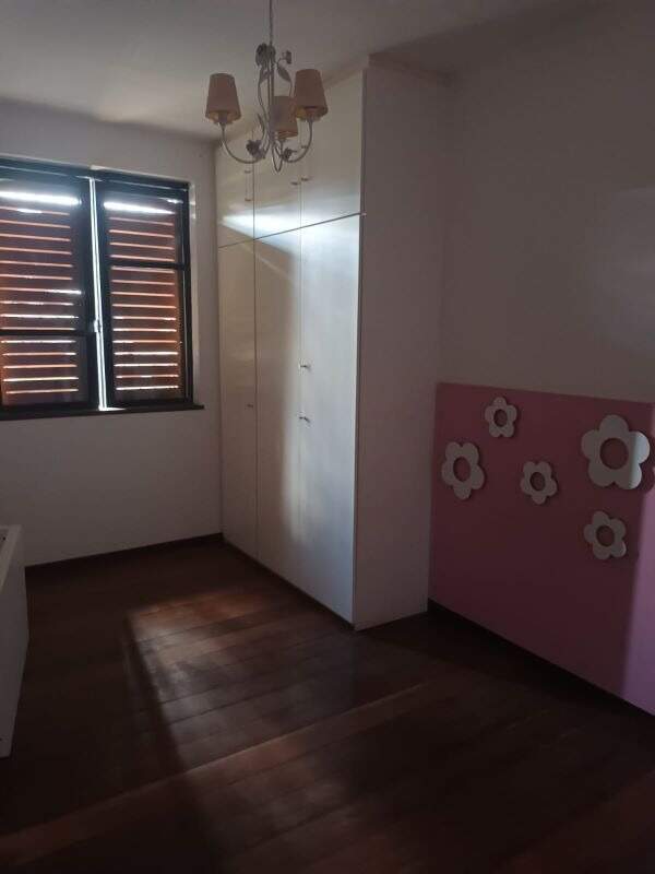 Casa para alugar com 4 quartos, 338m² - Foto 21