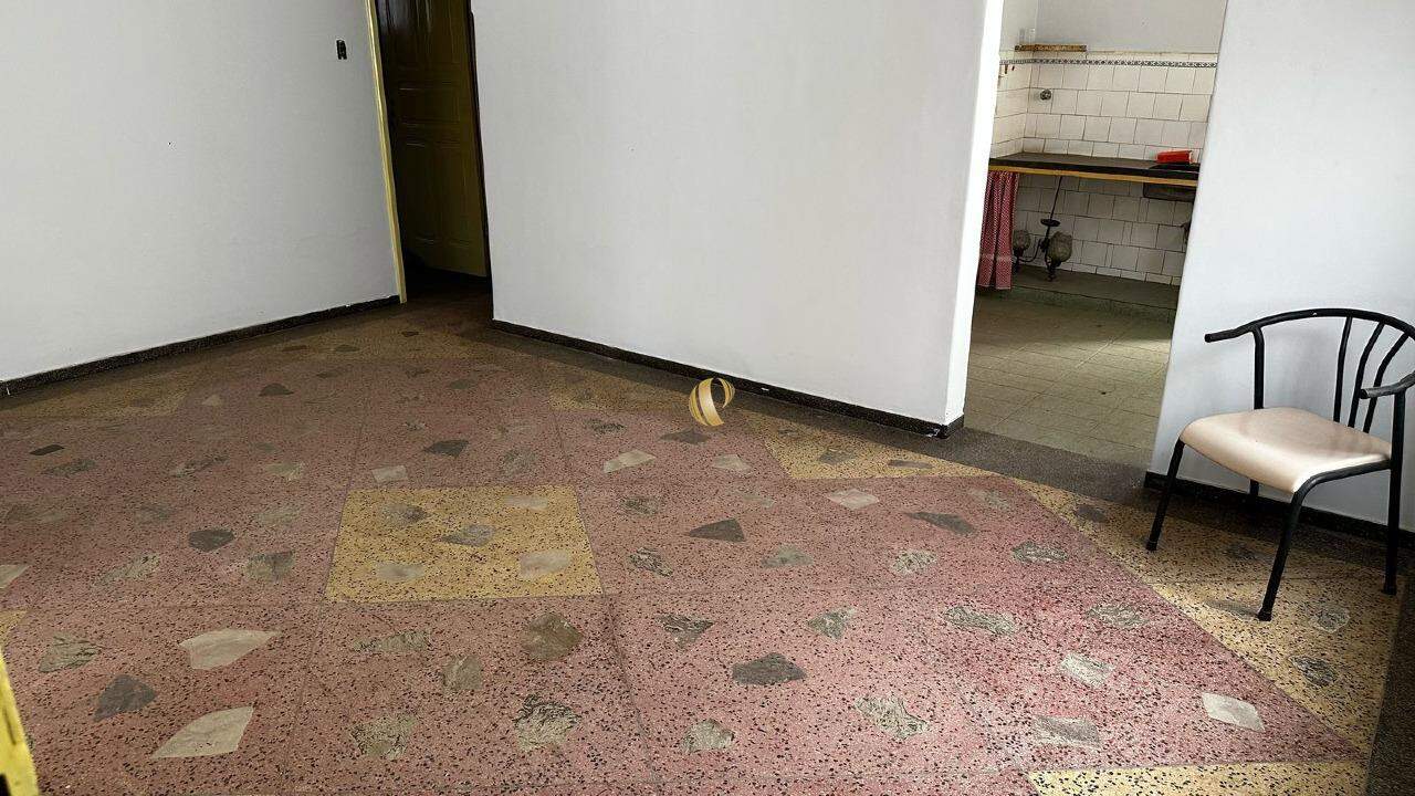 Casa à venda com 4 quartos, 241m² - Foto 15