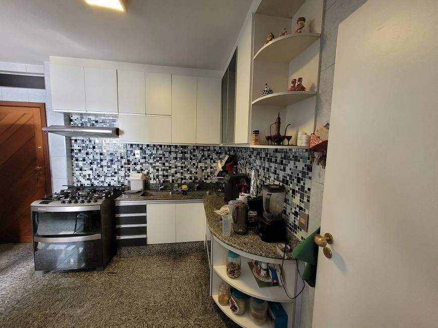 Cobertura à venda com 4 quartos, 230m² - Foto 10