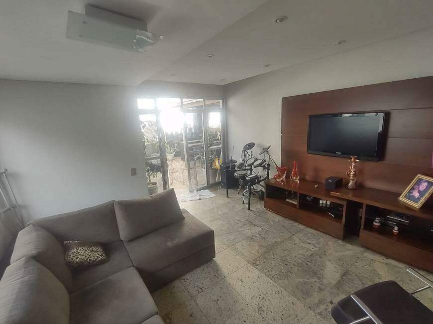 Cobertura à venda com 4 quartos, 230m² - Foto 3