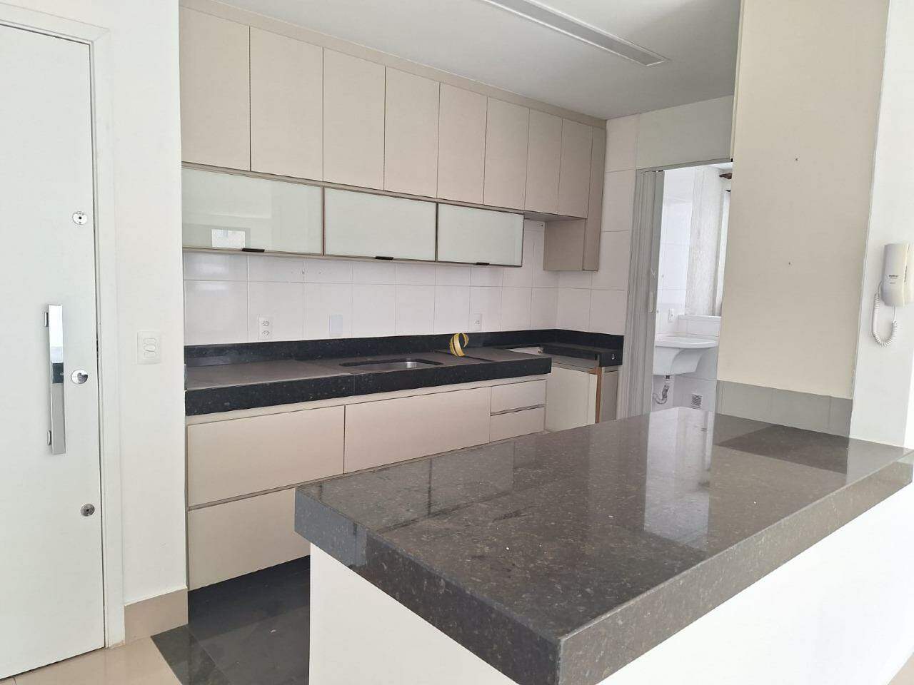 Apartamento à venda com 3 quartos, 85m² - Foto 25