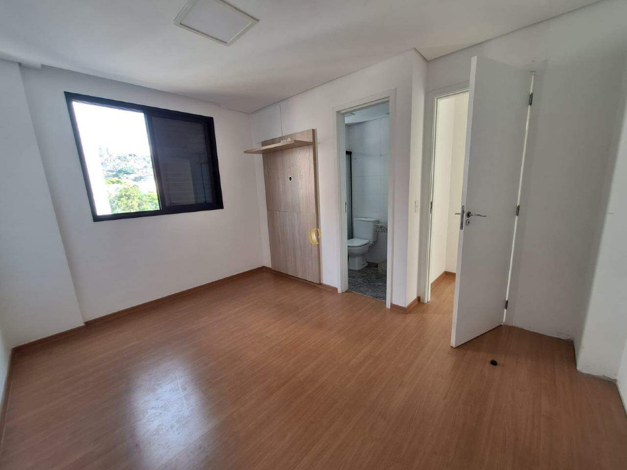 Apartamento à venda com 3 quartos, 85m² - Foto 19