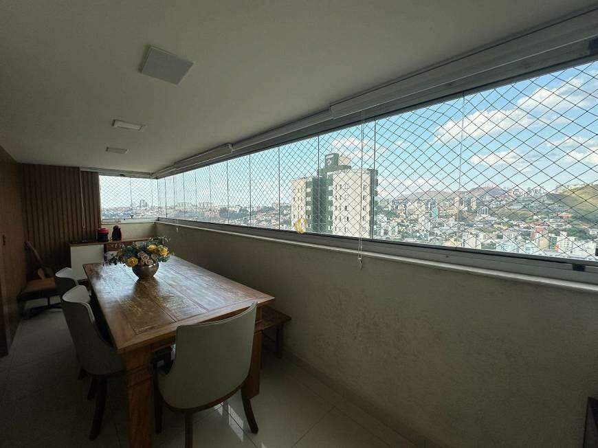 Cobertura à venda com 4 quartos, 252m² - Foto 13