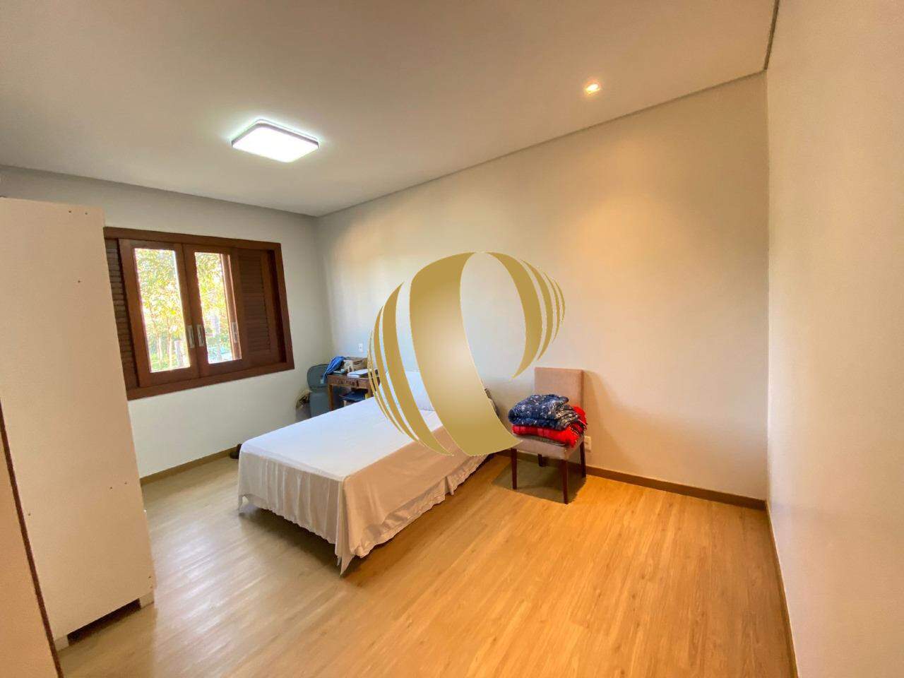 Casa à venda com 3 quartos, 400m² - Foto 10