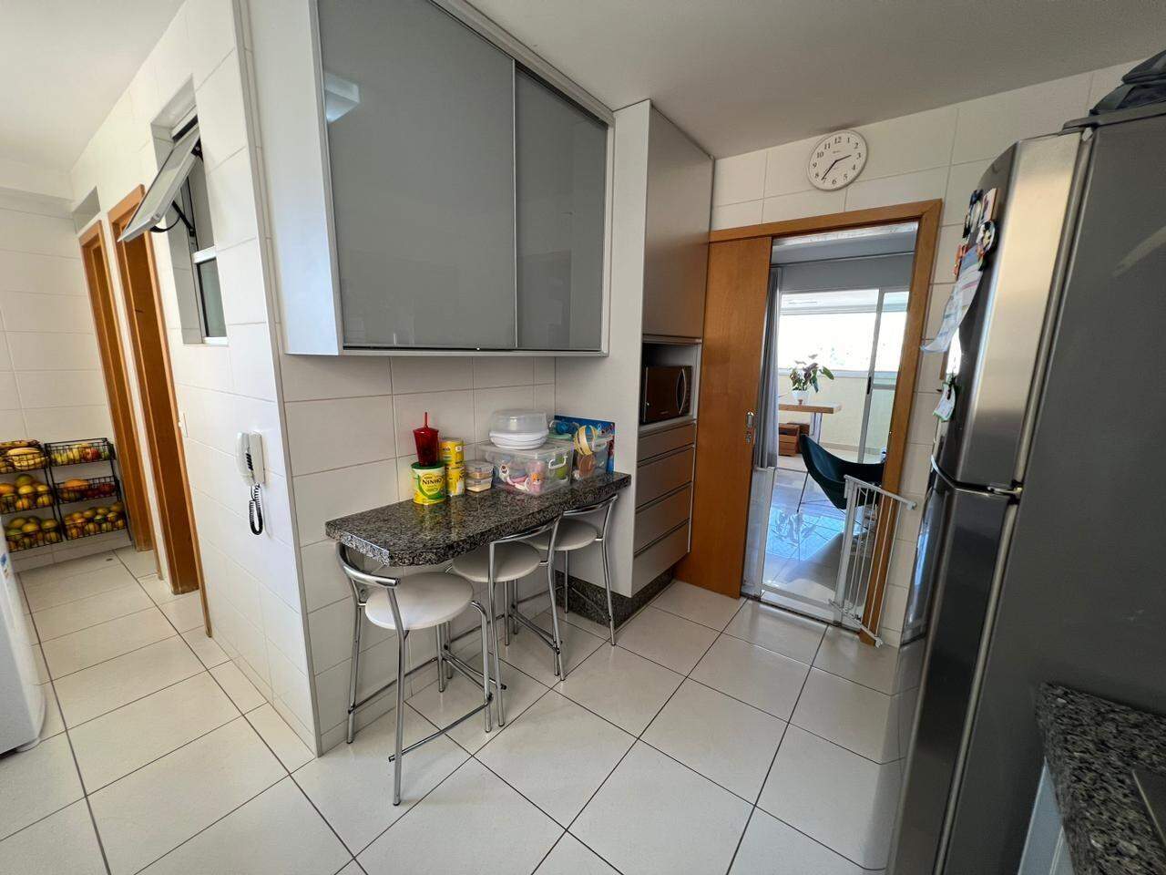 Apartamento à venda com 4 quartos, 127m² - Foto 10