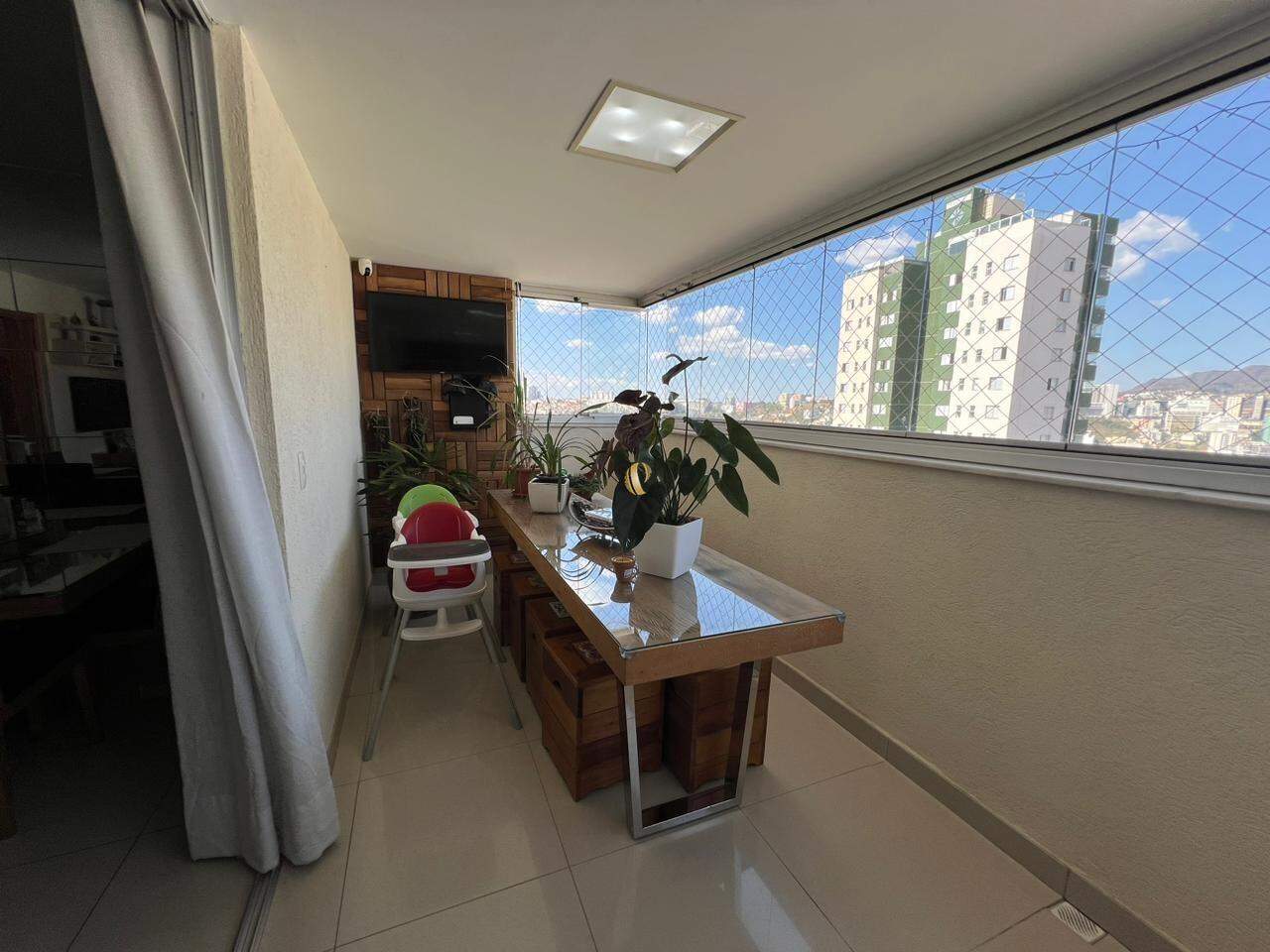 Apartamento à venda com 4 quartos, 127m² - Foto 5