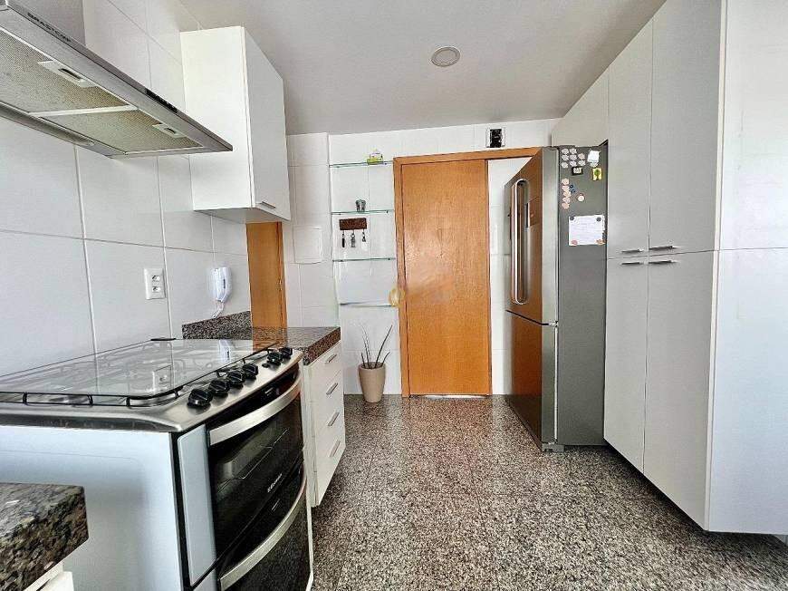 Apartamento à venda com 3 quartos, 100m² - Foto 8