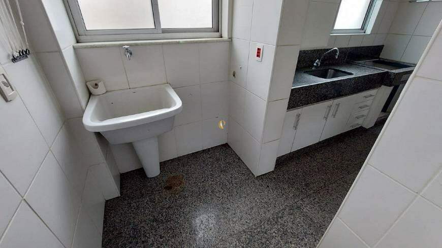 Apartamento à venda com 3 quartos, 110m² - Foto 9