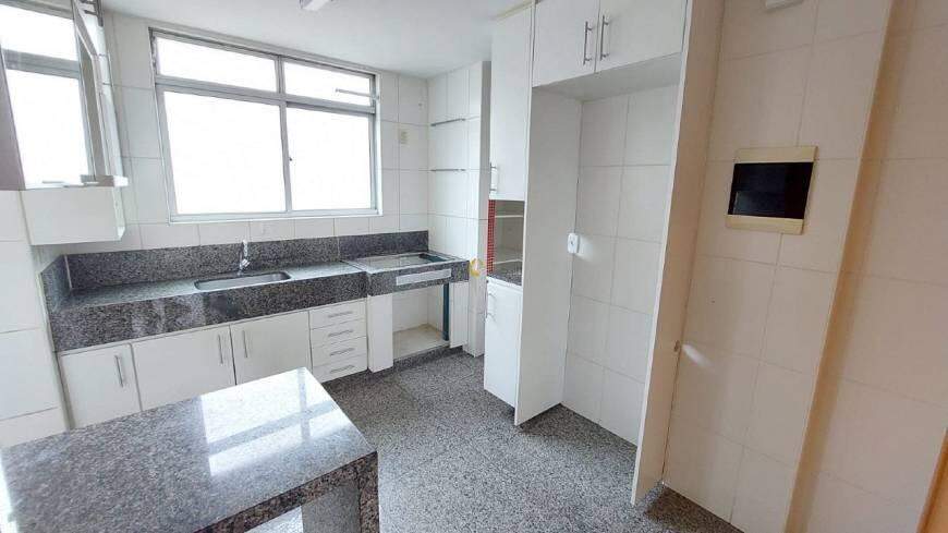 Apartamento à venda com 3 quartos, 110m² - Foto 6