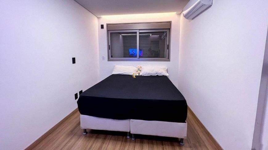 Apartamento à venda com 3 quartos, 274m² - Foto 19