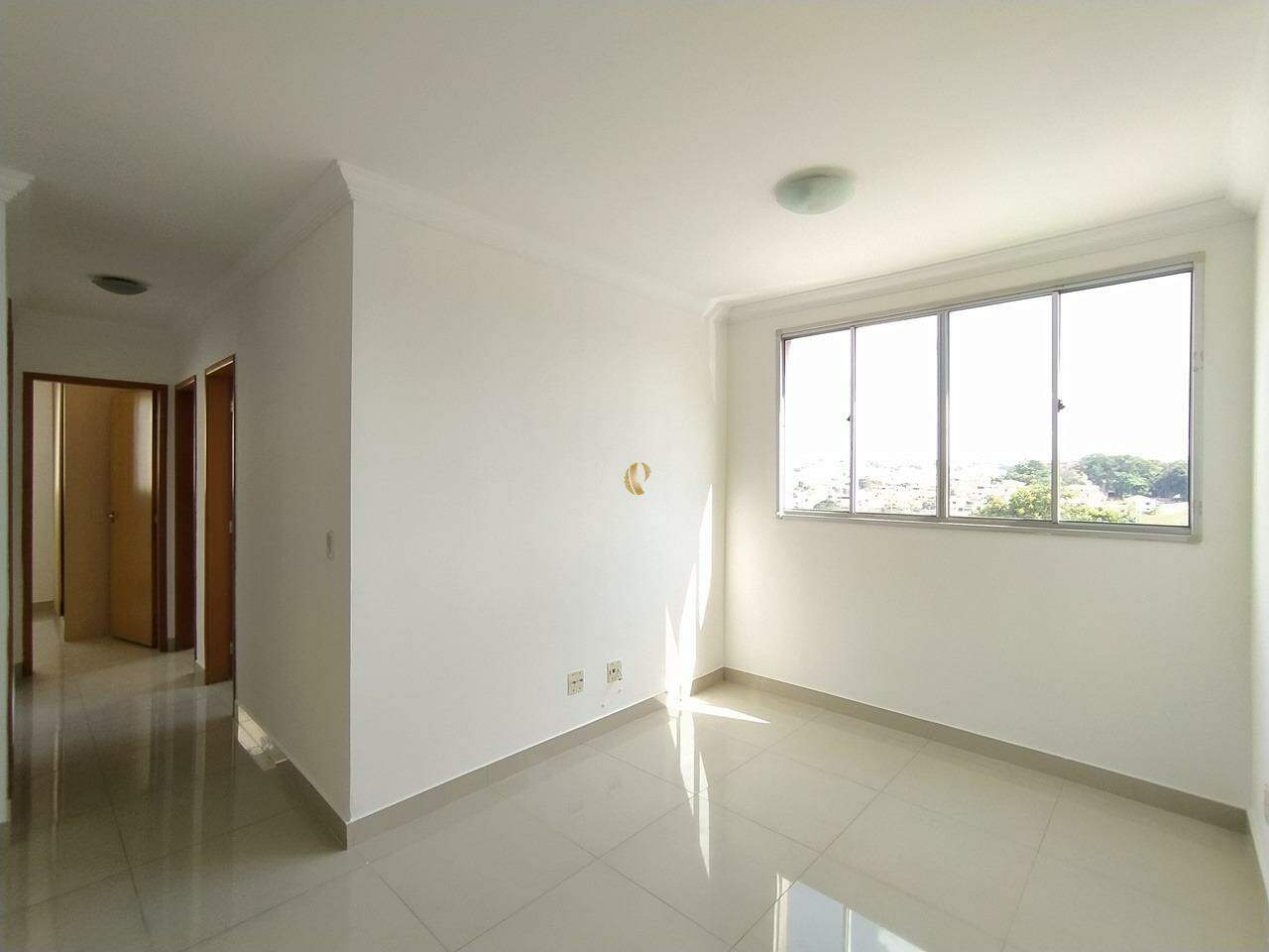 Apartamento à venda com 3 quartos, 80m² - Foto 3