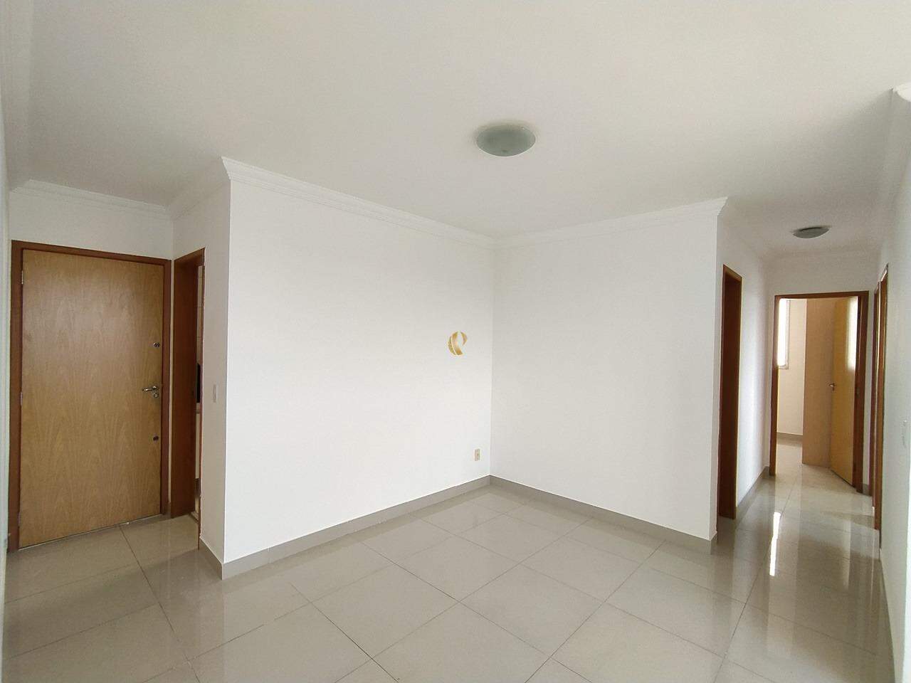 Apartamento à venda com 3 quartos, 80m² - Foto 4